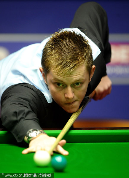 显示了他持 显示了他持